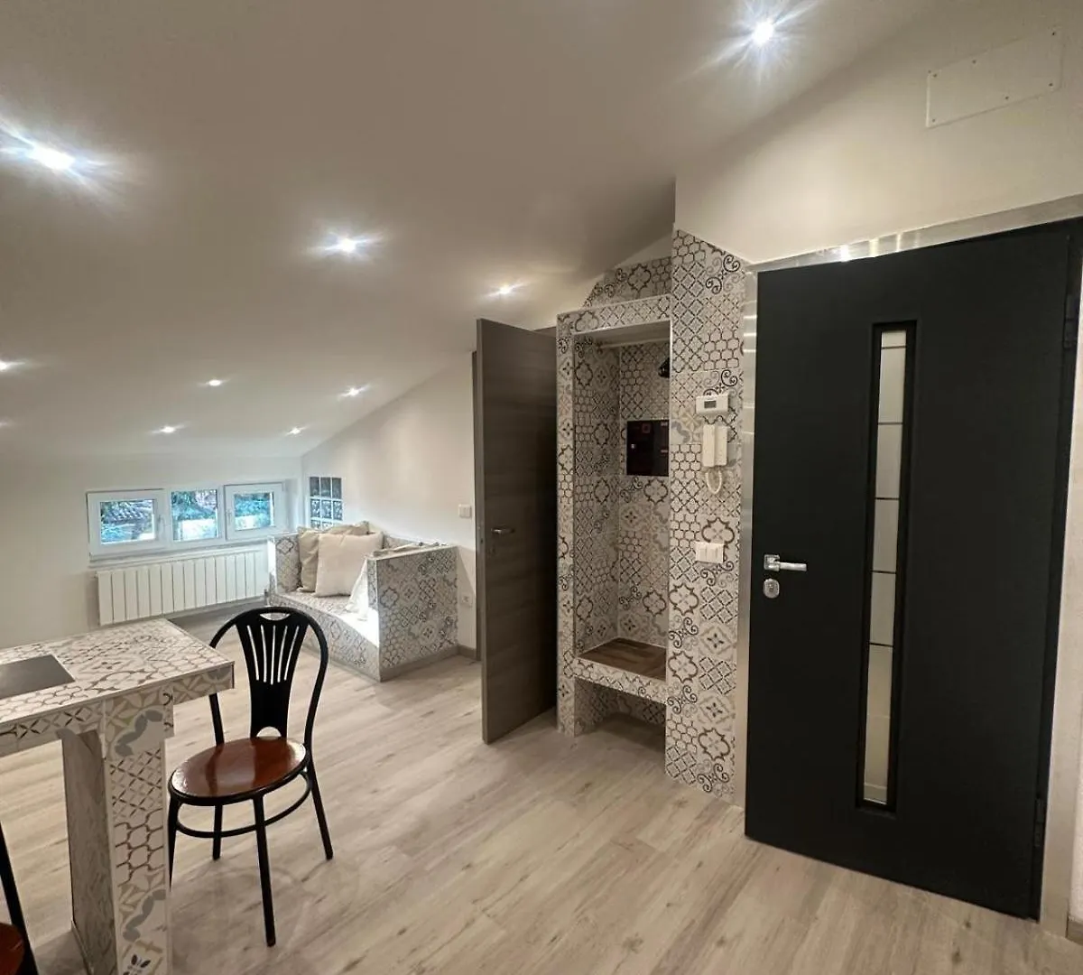 Oh Apartments Fiera Verona 0*,